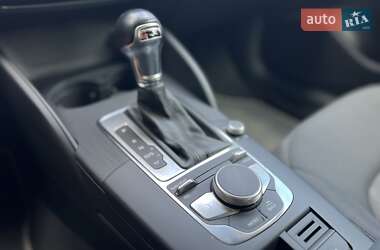 Хэтчбек Audi A3 2019 в 