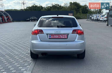 Хэтчбек Audi A3 2006 в 