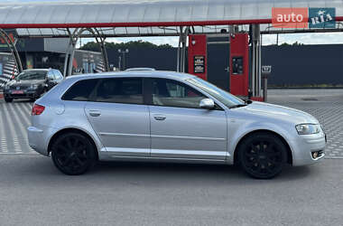 Хэтчбек Audi A3 2006 в 