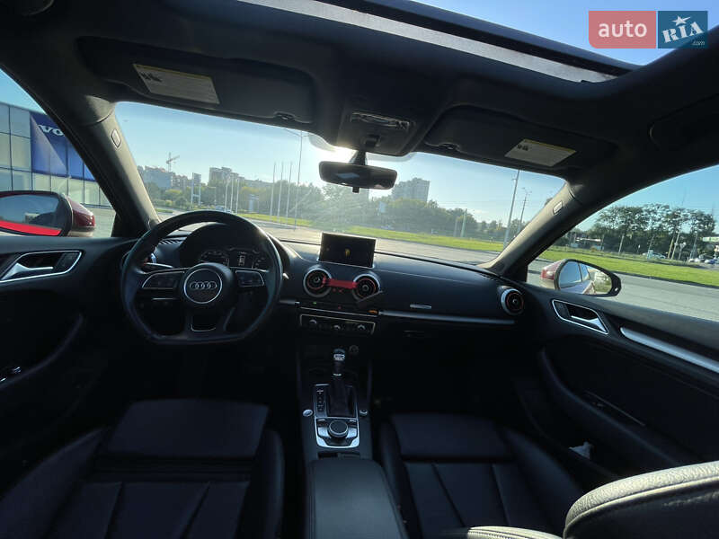 Хэтчбек Audi A3 2016 в Харькове