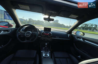 Хэтчбек Audi A3 2016 в 