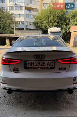 Седан Audi A3 2015 в 