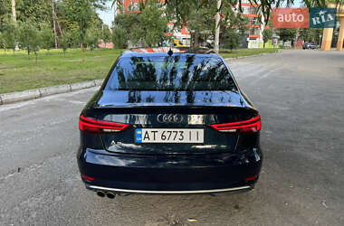 Седан Audi A3 2017 в 