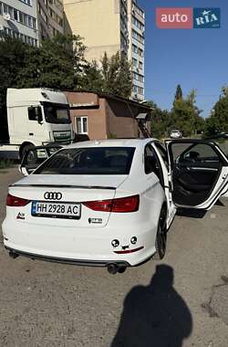 Седан Audi A3 2015 в 