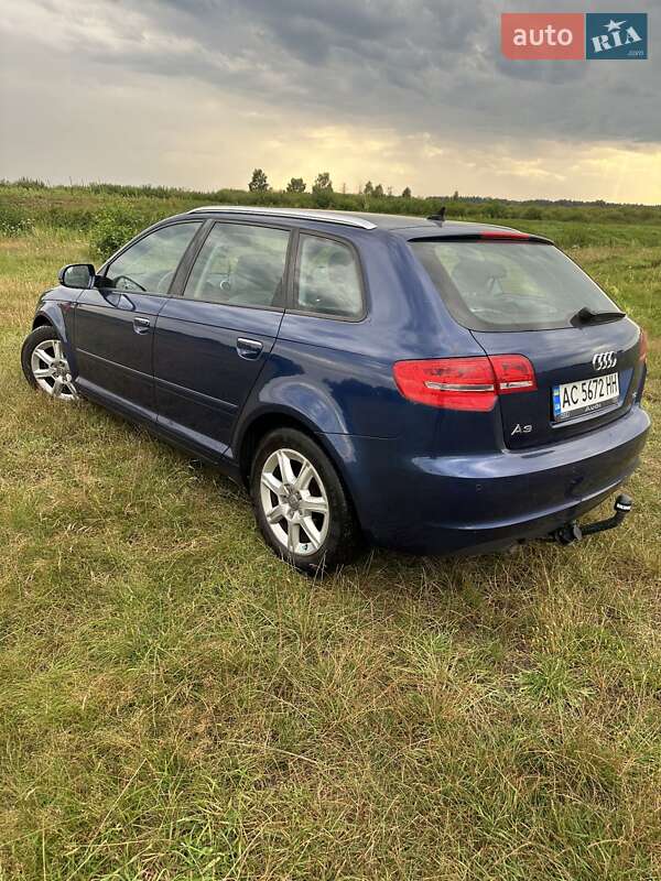 Хэтчбек Audi A3 2011 в Киверцах