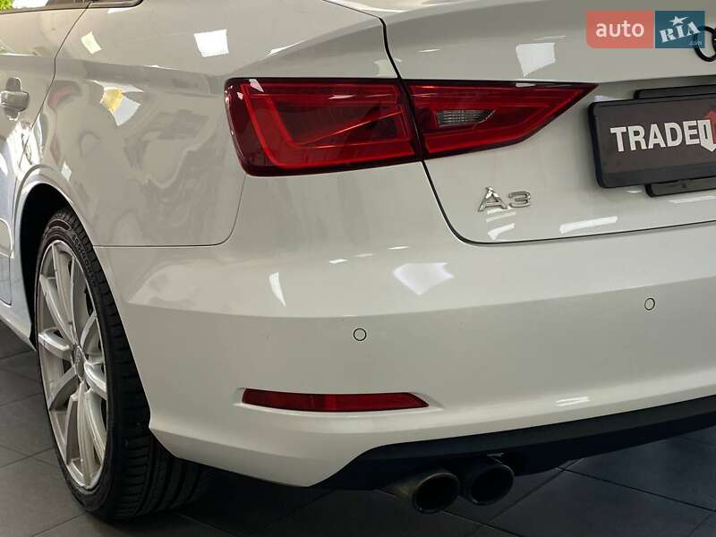Седан Audi A3 2015 в Києві