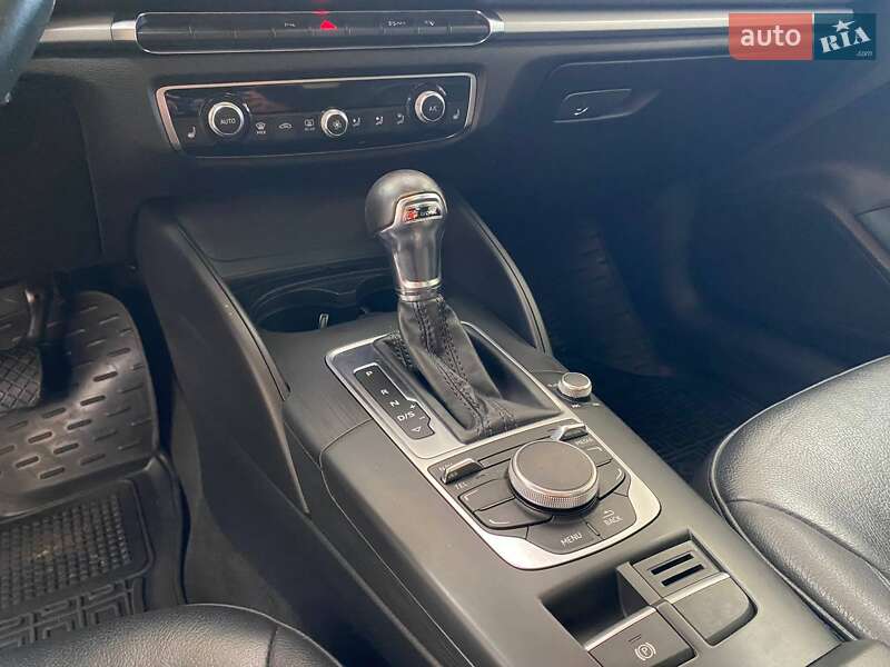 Седан Audi A3 2015 в Києві