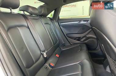 Седан Audi A3 2015 в 