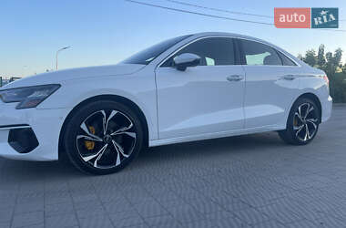 Седан Audi A3 2021 в 