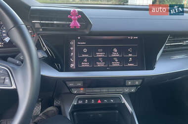 Седан Audi A3 2021 в 
