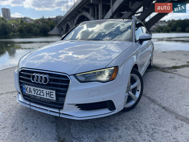 Седан Audi A3 2015 в Вінниці