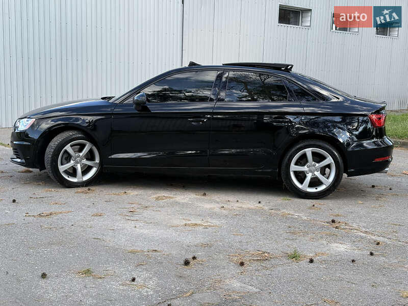 Седан Audi A3 2015 в Харькове