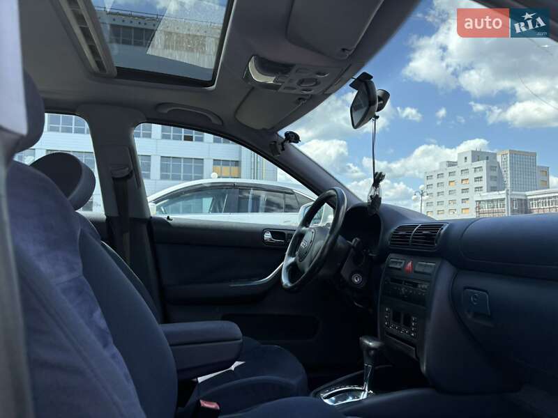 Хэтчбек Audi A3 2000 в Киеве