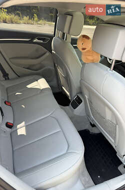 Седан Audi A3 2014 в 