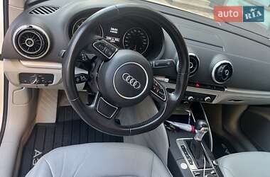 Седан Audi A3 2015 в 