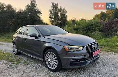 Хэтчбек Audi A3 2016 в Яворове