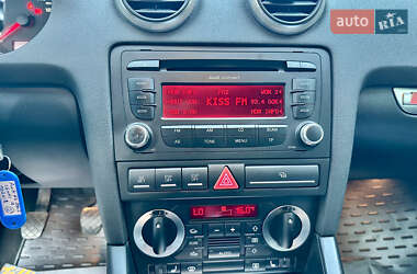 Хэтчбек Audi A3 2007 в 