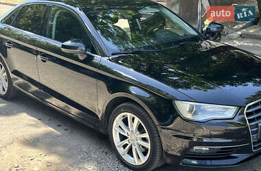 Седан Audi A3 2016 в 