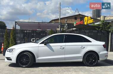 Седан Audi A3 2016 в 