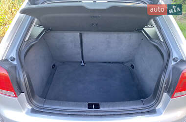 Хэтчбек Audi A3 2006 в 
