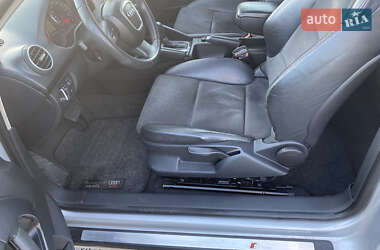 Хэтчбек Audi A3 2006 в 