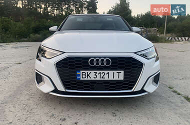 Седан Audi A3 2023 в Нетішині фото Седан Audi A3 2023 в Нетішині