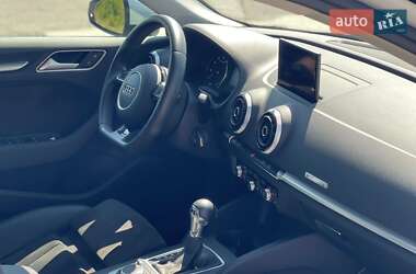 Хэтчбек Audi A3 2015 в 