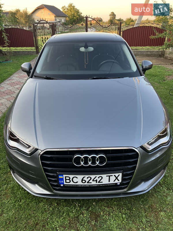 Седан Audi A3 2014 в Стрию фото Седан Audi A3 2014 в Стрию