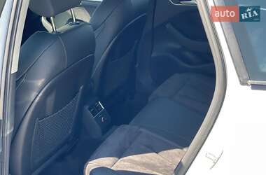 Хэтчбек Audi A3 2015 в 