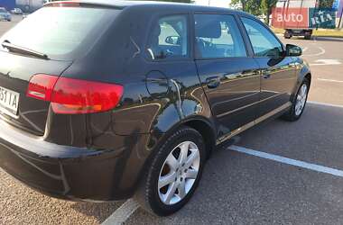 Хэтчбек Audi A3 2005 в 