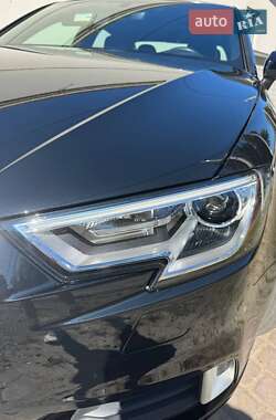 Седан Audi A3 2018 в 