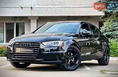 Седан Audi A3 2014 в Киеве