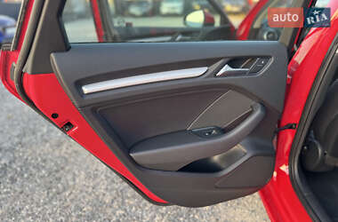 Седан Audi A3 2016 в 