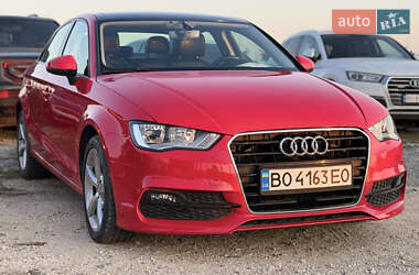 Седан Audi A3 2016 в 