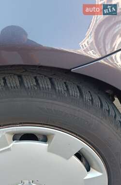 Хэтчбек Audi A3 2011 в 