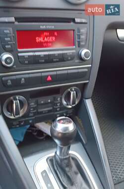 Хэтчбек Audi A3 2011 в 