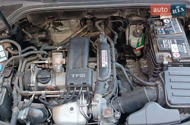 Хэтчбек Audi A3 2011 в 