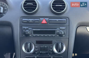 Хэтчбек Audi A3 2005 в 