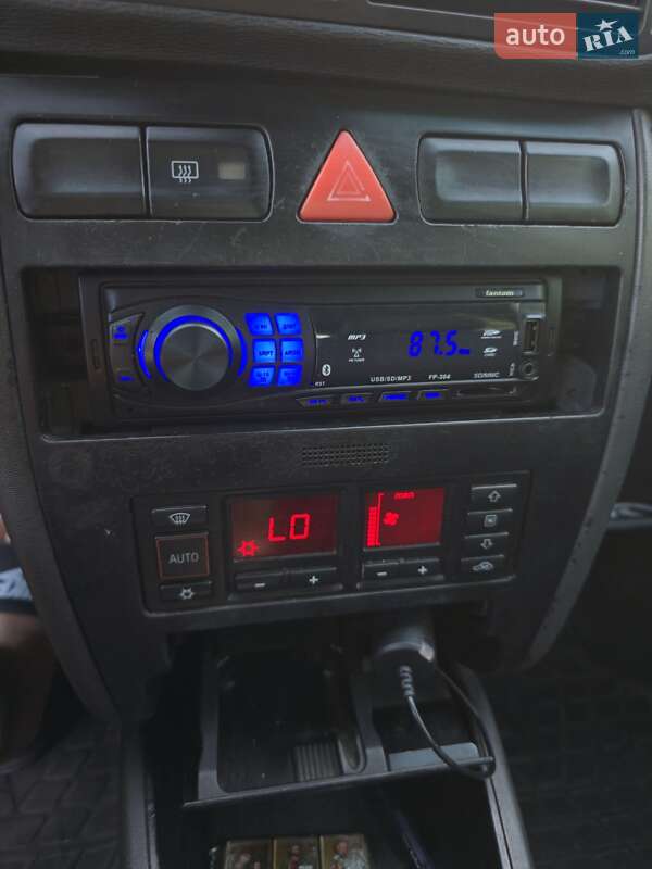 Хэтчбек Audi A3 1999 в Вышгороде