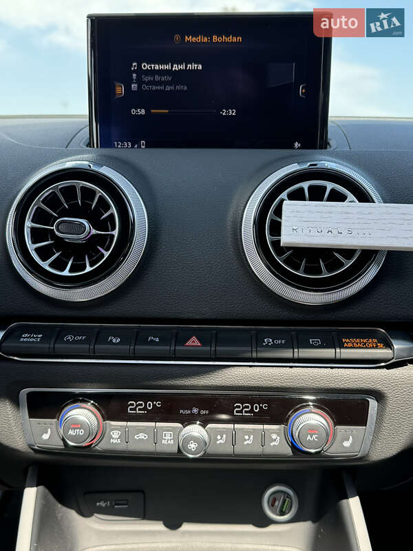 Седан Audi A3 2017 в Львові