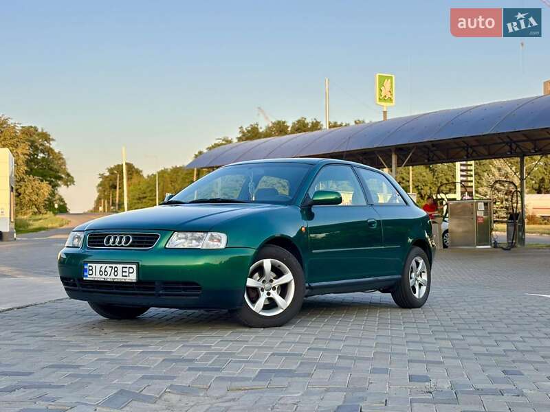 Хэтчбек Audi A3 2000 в Полтаве