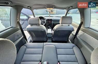 Хэтчбек Audi A3 2000 в 