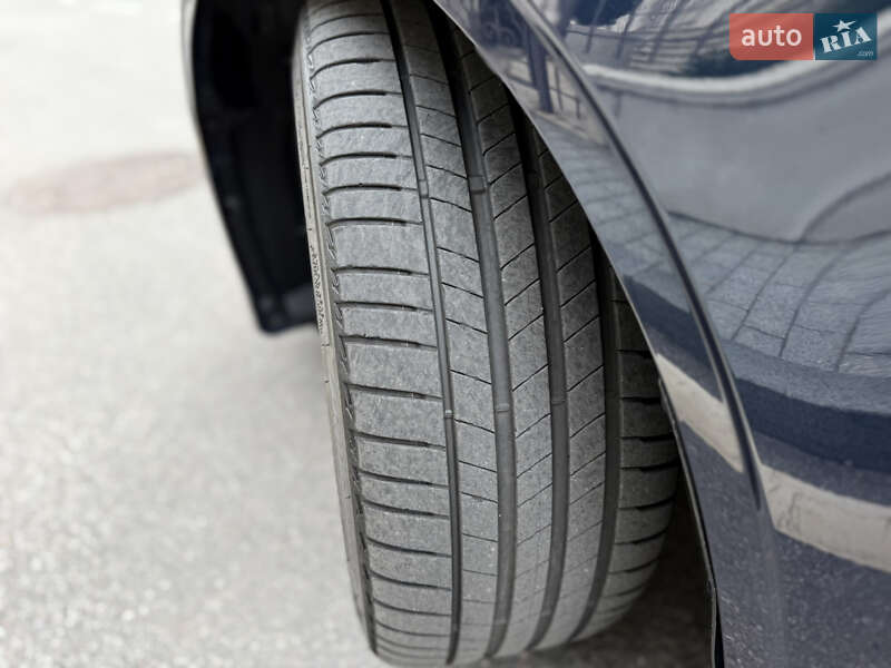 Седан Audi A3 2018 в Киеве фото 30 Седан Audi A3 2018 в Киеве