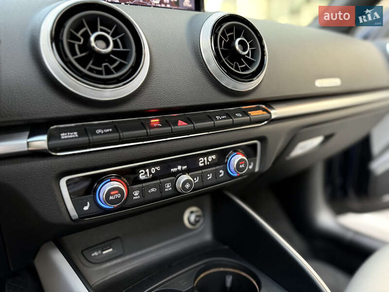 Седан Audi A3 2018 в Киеве фото 53 Седан Audi A3 2018 в Киеве