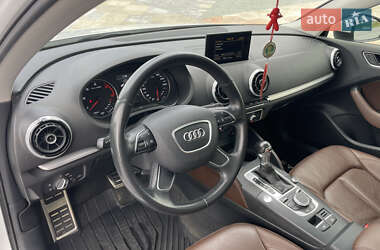 Седан Audi A3 2015 в 