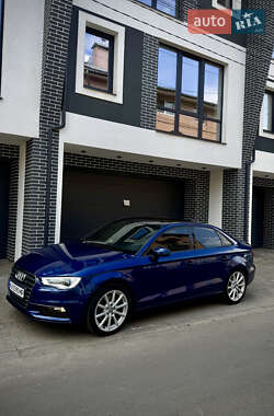 Седан Audi A3 2015 в 