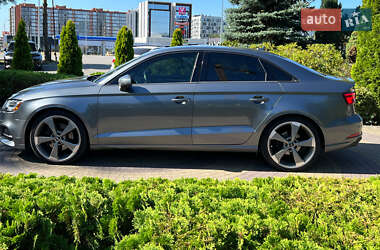 Седан Audi A3 2017 в 