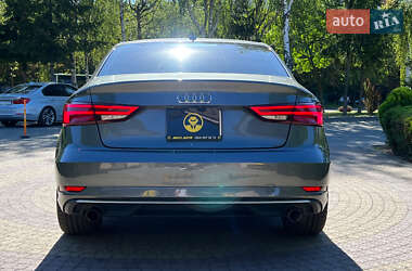 Седан Audi A3 2017 в 