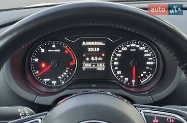 Хэтчбек Audi A3 2016 в 