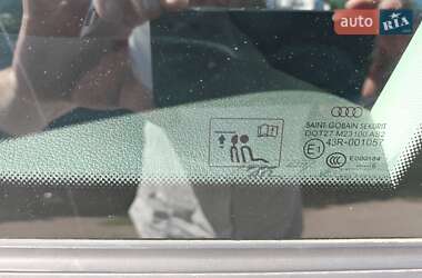 Хэтчбек Audi A3 2015 в 